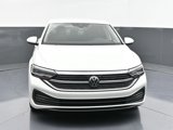 Used 2024 Volkswagen Jetta SE image 2