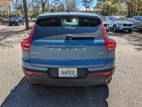 Used 2023 Volvo XC40 B5 Plus image 5