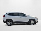 Used 2017 Jeep Cherokee Limited image 4