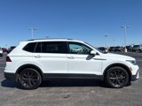 Used 2024 Volkswagen Tiguan SE image 5