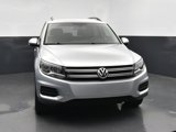 Used 2017 Volkswagen Tiguan S image 2