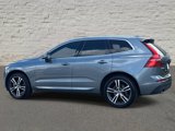 Used 2019 Volvo XC60 T5 Momentum w/ Multimedia Package image 2