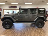 Used 2018 Jeep Wrangler Unlimited Sahara image 2