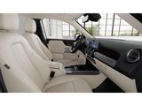 New 2025 Mercedes-Benz GLB 250 4MATIC image 4