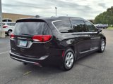 Used 2017 Chrysler Pacifica Touring-L Plus image 3