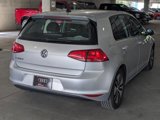 Used 2016 Volkswagen e-Golf SE w/ DC Fast Charging Package image 5