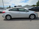 Used 2016 Kia Forte LX image 2