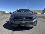 Used 2022 Volkswagen Jetta SE image 2
