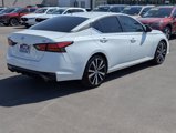 Used 2022 Nissan Altima 2.5 SR image 2