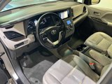 Used 2015 Toyota Sienna XLE image 2