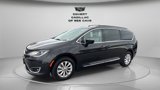 Used 2017 Chrysler Pacifica Touring-L image 2