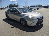 Used 2017 Toyota Camry SE image 2