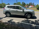 Used 2015 Nissan Rogue S image 3