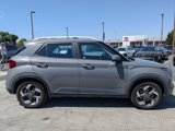 Used 2021 Hyundai Venue SEL image 2