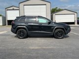 Used 2015 Jeep Cherokee Trailhawk w/ Comfort/Convenience Group image 4