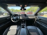 Used 2023 Jeep Compass Altitude image 3