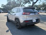 Used 2017 Jeep Cherokee Sport image 3