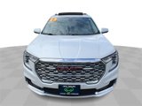 Used 2023 GMC Terrain Denali image 3