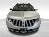 Used 2012 Lincoln MKX FWD image 2