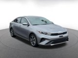 Used 2024 Kia Forte LXS image 3