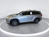 Used 2018 Toyota Highlander XLE image 6