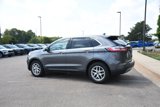 Used 2022 Ford Edge SEL w/ Convenience Package image 3