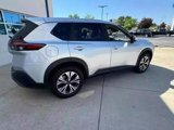 Used 2023 Nissan Rogue SV image 4