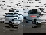 Used 2016 Jeep Grand Cherokee Overland image 4