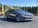 Used 2019 Toyota Camry XLE image 2