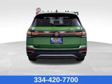 New 2025 Volkswagen Taos SE image 4