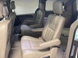 Used 2014 Chrysler Town & Country Touring-L w/ Driver Convenience Group image 6