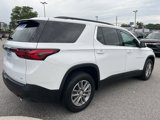 Used 2022 Chevrolet Traverse LT image 3