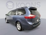 Used 2017 Toyota Sienna LE image 4
