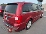 Used 2013 Chrysler Town & Country Touring image 4