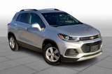 Used 2020 Chevrolet Trax LT w/ LT Convenience Package image 2