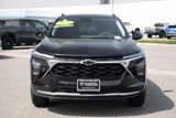 Used 2025 Chevrolet Trax LT w/ LPO, Blackout Package image 2