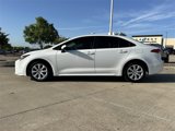Used 2025 Toyota Corolla LE image 2