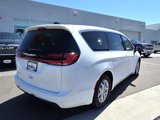 Certified 2024 Chrysler Pacifica Touring-L image 5