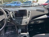Used 2023 Chevrolet Malibu LT image 3