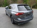 Used 2021 Volkswagen Tiguan SE image 3