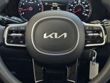 Used 2023 Kia Sorento LX image 6