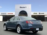 Used 2019 Ford Taurus SE image 4
