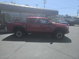 Used 2016 Toyota Tacoma TRD Off-Road image 2