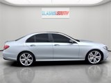 Used 2017 Mercedes-Benz E 300 4MATIC image 2