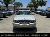 Used 2006 Lincoln Town Car Signature Limited image 2
