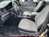 Used 2016 Toyota Camry SE image 3