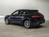 Used 2024 Porsche Macan image 3