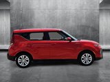 Used 2022 Kia Soul LX image 4