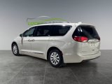 Used 2017 Chrysler Pacifica Touring-L image 3