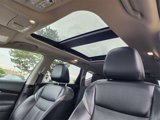 Used 2017 Nissan Murano Platinum w/ Platinum Technology Package image 2